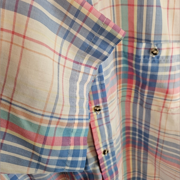 Vintage Shortsleeve Button-Up Shirt - Picture 3 of 7